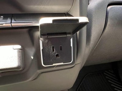 2023 Chevrolet Silverado 1500 Crew Cab Standard Box 4-Wheel Drive Custom