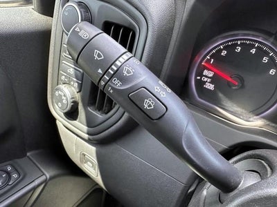 2022 Chevrolet Silverado 1500 Crew Cab Short Box 4-Wheel Drive Custom Trail Boss