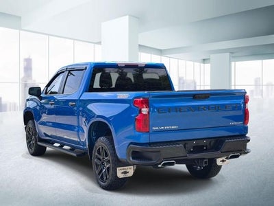 2022 Chevrolet Silverado 1500 Crew Cab Short Box 4-Wheel Drive Custom Trail Boss