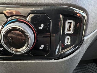 2024 Chevrolet Silverado 1500 Crew Cab Short Box 4-Wheel Drive LT 2FL