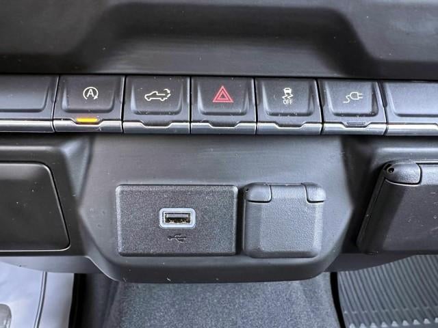 2020 Chevrolet Silverado 1500 Crew Cab Standard Box 4-Wheel Drive Custom