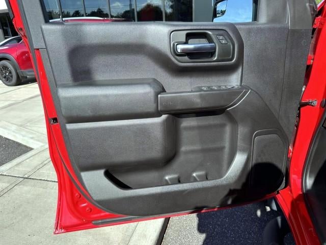 2020 Chevrolet Silverado 1500 Crew Cab Standard Box 4-Wheel Drive Custom
