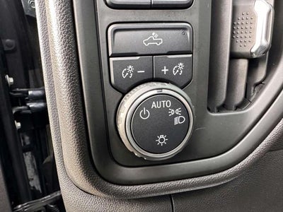 2020 Chevrolet Silverado 1500 Crew Cab Short Box 4-Wheel Drive Custom