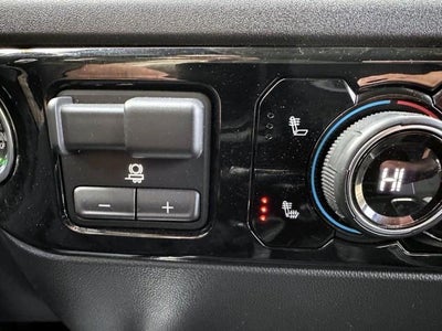 2022 Chevrolet Silverado 1500 Crew Cab Short Box 4-Wheel Drive LT Trail Boss