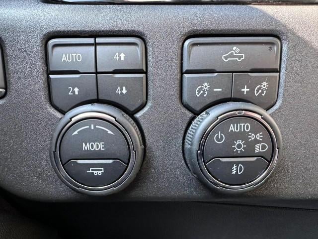 2024 Chevrolet Silverado 1500 Crew Cab Short Box 4-Wheel Drive LT Trail Boss