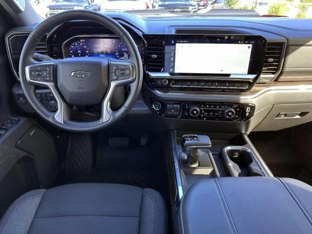 2025 Chevrolet Silverado 1500 Crew Cab Short Box 4-Wheel Drive LT Trail Boss