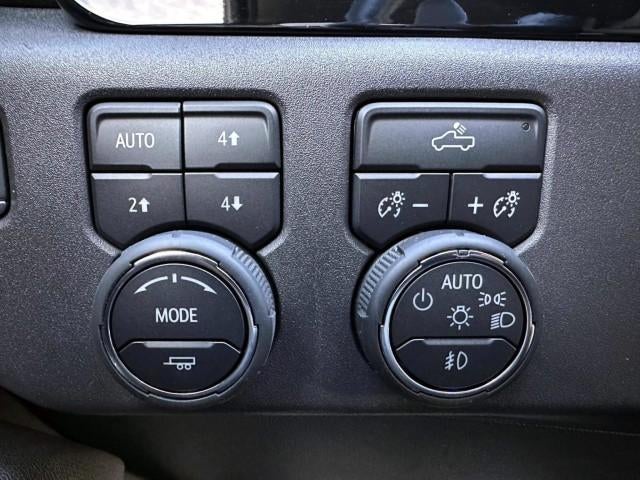 2025 Chevrolet Silverado 1500 Crew Cab Short Box 4-Wheel Drive LT Trail Boss