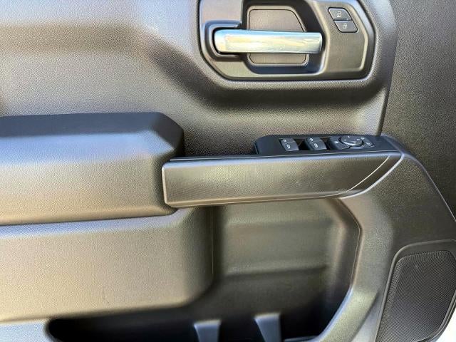 2024 GMC Sierra 1500 Crew Cab Short Box 4-Wheel Drive Pro