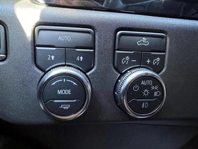 2024 GMC Sierra 1500 Crew Cab Short Box 4-Wheel Drive Elevation 3SB