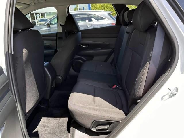 2025 Hyundai TUCSON SE AWD