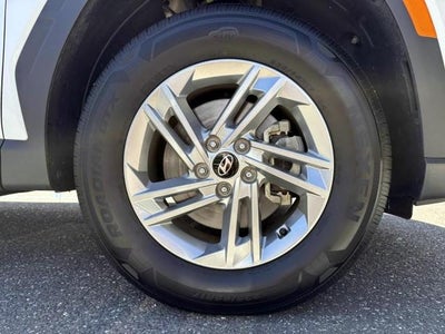 2025 Hyundai TUCSON SE AWD