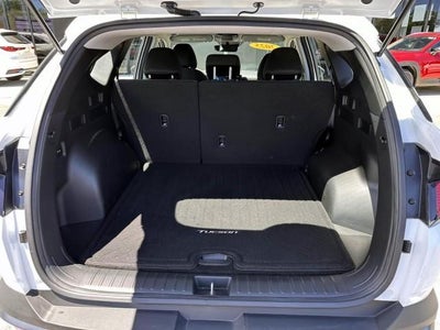2025 Hyundai TUCSON SE AWD