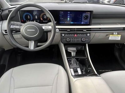 2025 Hyundai TUCSON SE AWD