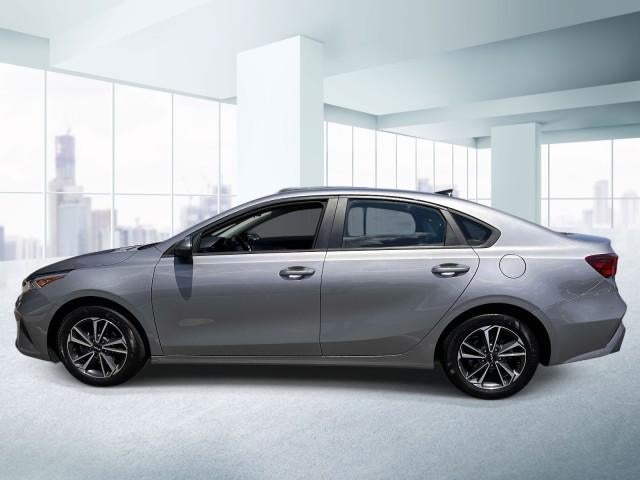 2024 Kia Forte LXS IVT