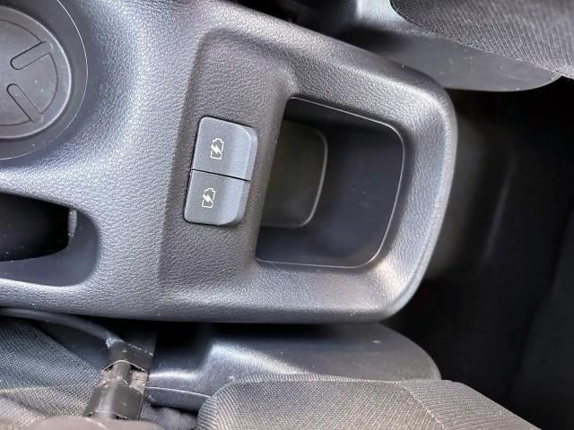 2019 Nissan Kicks SV FWD