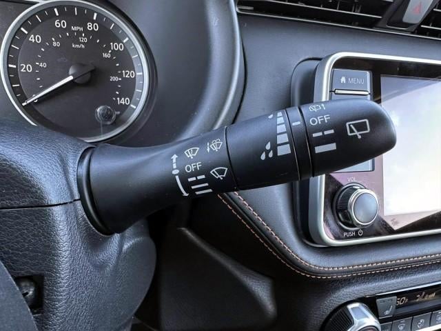 2020 Nissan Kicks SR FWD