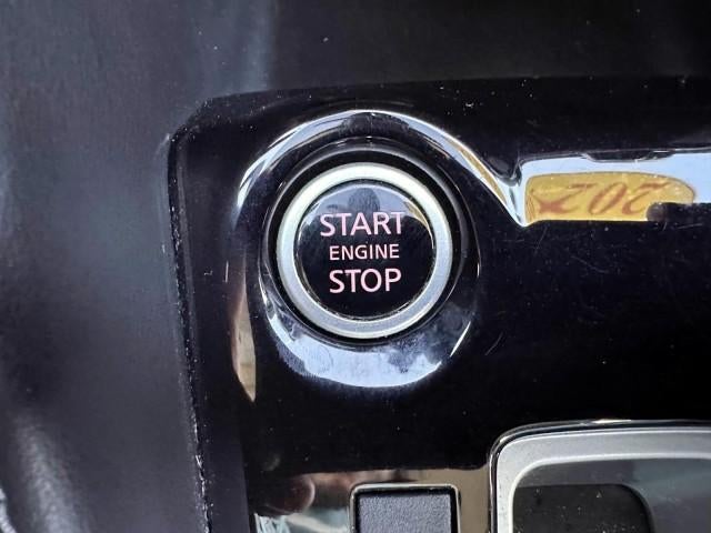 2020 Nissan Kicks SR FWD