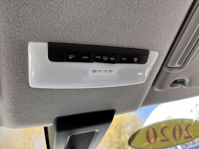 2020 Nissan Kicks SR FWD