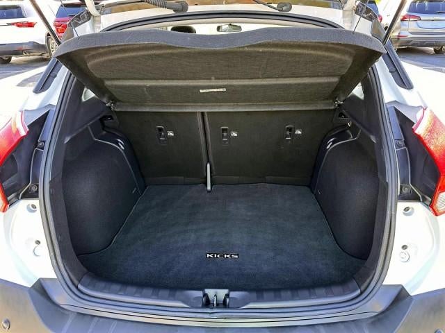 2020 Nissan Kicks SR FWD