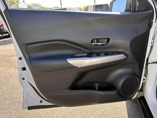 2020 Nissan Kicks SR FWD