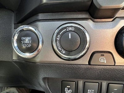 2019 Toyota Tacoma 4WD 4WD TRD Off Road Double Cab 6' Bed V6 AT (Natl)