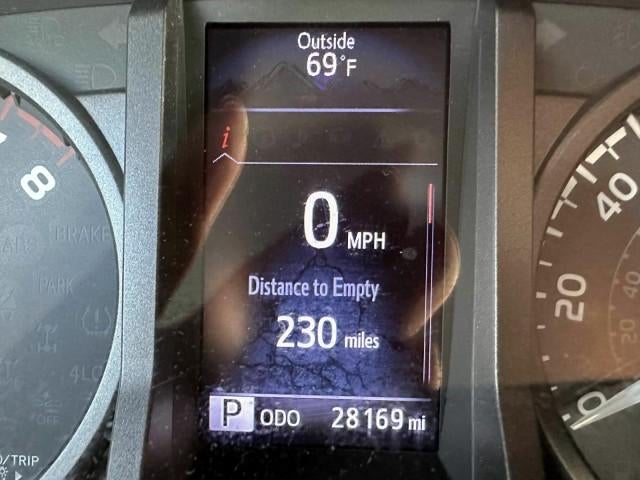 2019 Toyota Tacoma 4WD 4WD TRD Off Road Double Cab 6' Bed V6 AT (Natl)