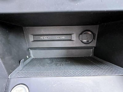 2022 Volkswagen Taos SE 4MOTION