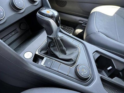 2022 Volkswagen Taos SE 4MOTION