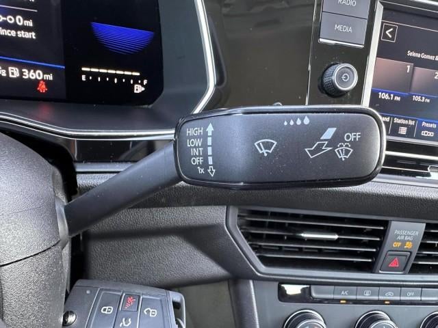 2022 Volkswagen Jetta S Auto