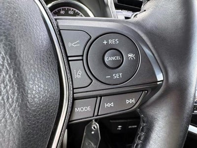 2019 Toyota Camry SE Auto (Natl)