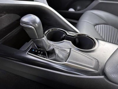 2019 Toyota Camry SE Auto (Natl)