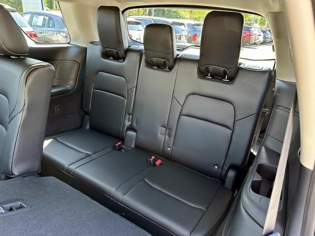 2024 Nissan Pathfinder SL 4WD