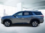 2024 Nissan Pathfinder SL 4WD