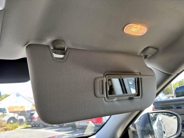 2024 Nissan Pathfinder SL 4WD