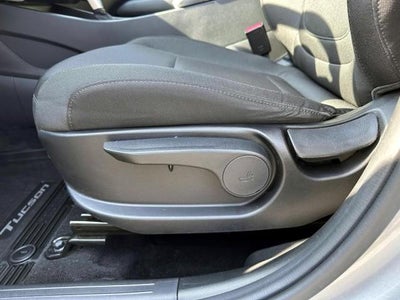 2023 Hyundai TUCSON SE AWD