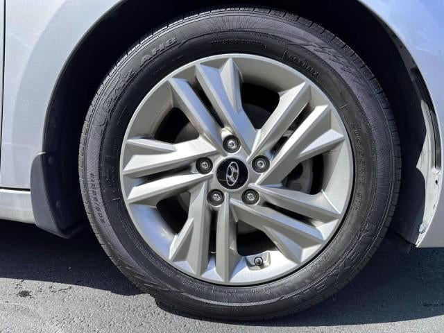 2020 Hyundai ELANTRA Value Edition IVT