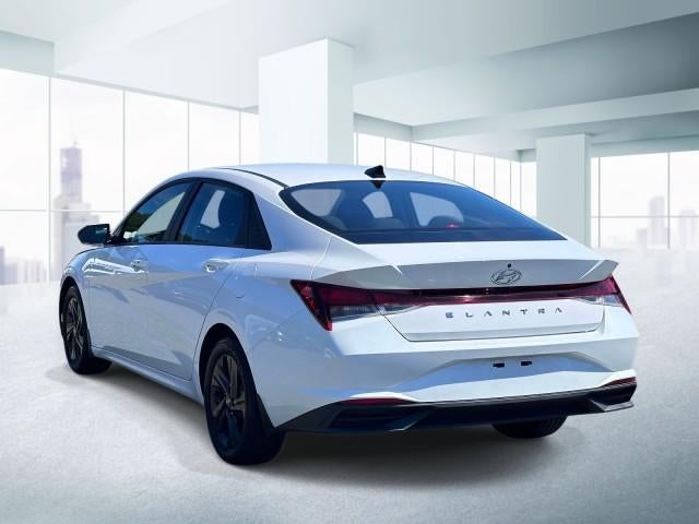 2023 Hyundai ELANTRA SEL IVT