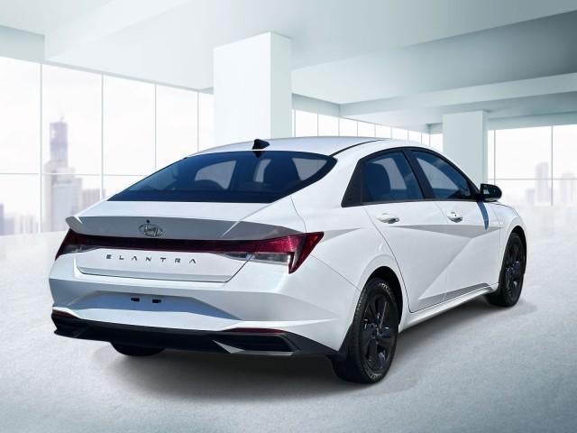 2023 Hyundai ELANTRA SEL IVT