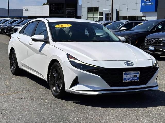 2023 Hyundai ELANTRA SEL IVT