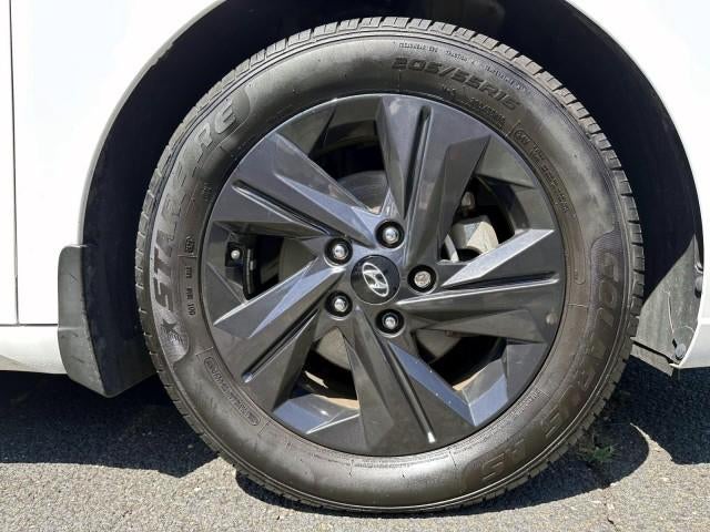 2023 Hyundai ELANTRA SEL IVT