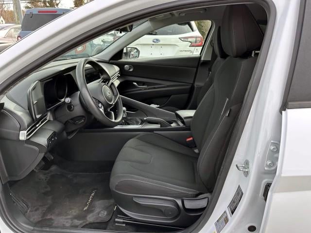 2022 Hyundai ELANTRA SEL IVT