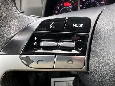 2022 Hyundai ELANTRA SEL IVT