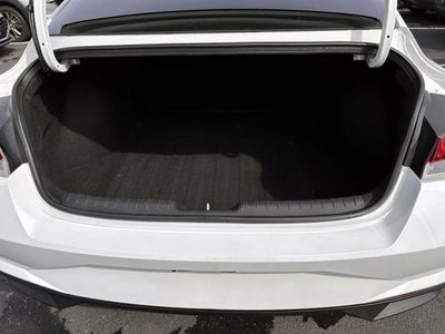 2022 Hyundai ELANTRA SEL IVT