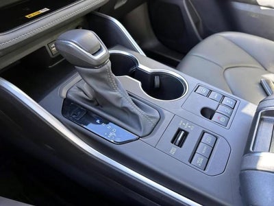 2024 Toyota Highlander XLE AWD (Natl)