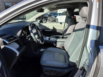 2022 Toyota Sienna XLE AWD 7-Passenger (Natl)