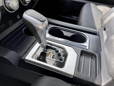 2019 Toyota Tundra 4WD 4WD SR5 CrewMax 5.5' Bed 5.7L (Natl)