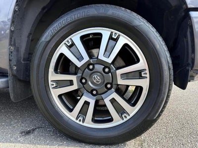 2019 Toyota Tundra 4WD 4WD SR5 CrewMax 5.5' Bed 5.7L (Natl)