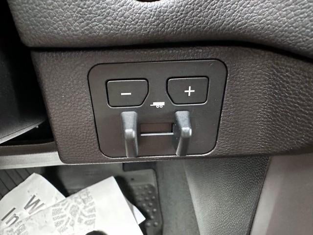 2025 Toyota Tundra 4WD 4WD Limited CrewMax 5.5' Bed (Natl)