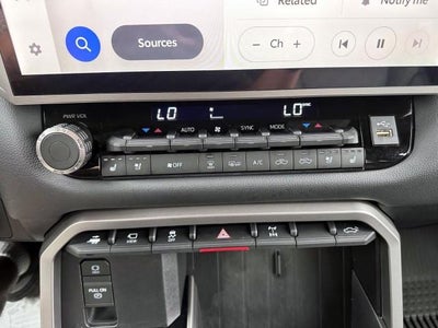 2025 Toyota Tundra 4WD 4WD Limited CrewMax 5.5' Bed (Natl)