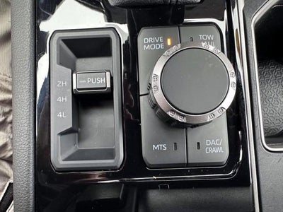 2025 Toyota Tundra 4WD 4WD Limited CrewMax 5.5' Bed (Natl)